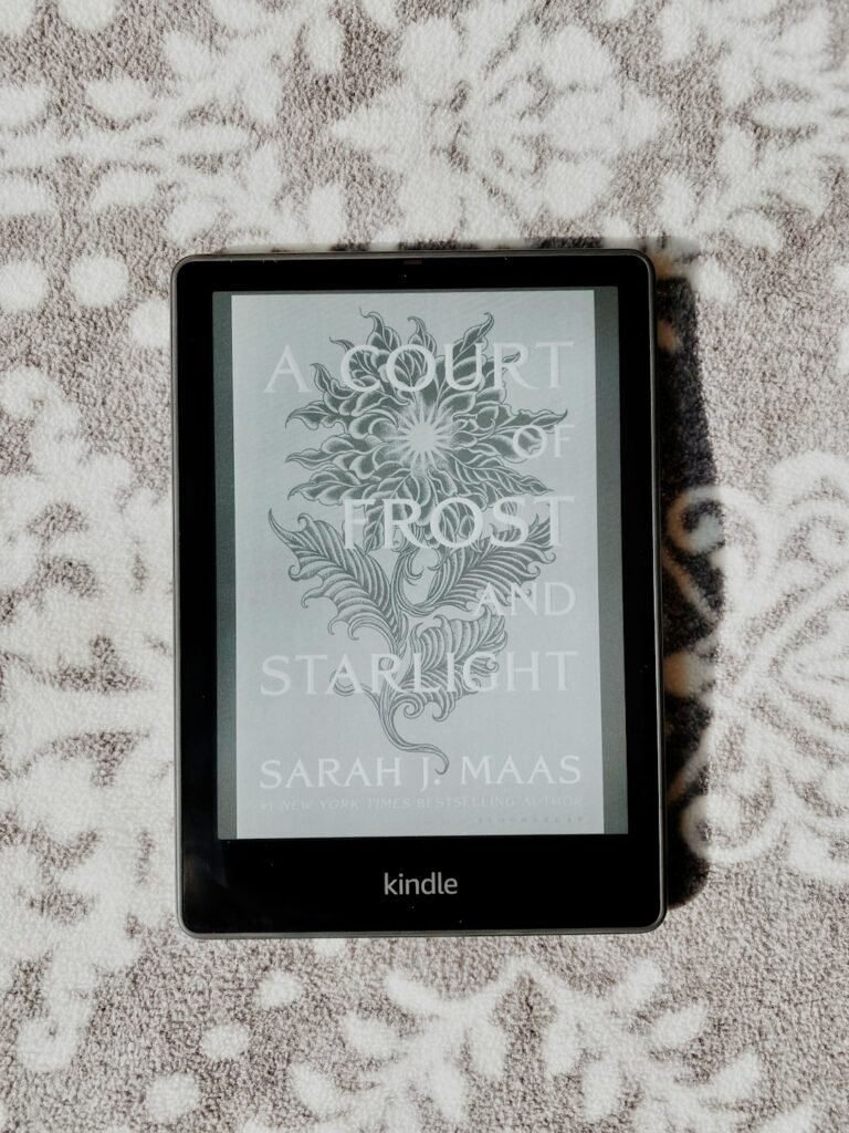 Leitor digital Kindle, imagem ilustrativa para notícia sobre preços de produtos Amazon